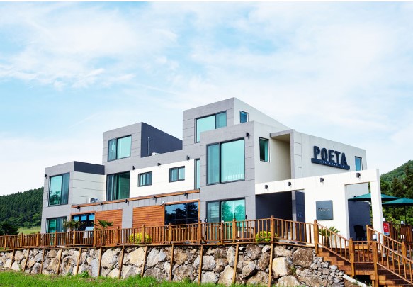 제주 포에타 펜션 메인 이미지